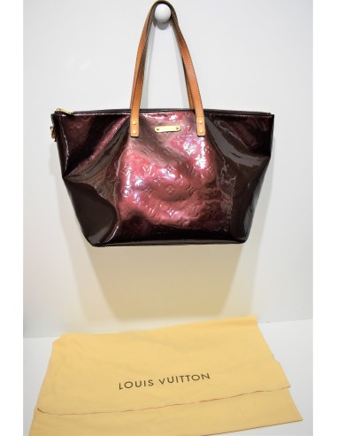 Louis Vuitton, Sac porté épaule/main  " Bellevue GM " en cuir verni monogram Découvrez la collection